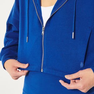 Color sólido de las mujeres Casual moda Crop Top sudaderas con capucha personalizado bordado Logo Casual mujer pulóver manga larga recortada Sudadera con capucha - Product Image 5