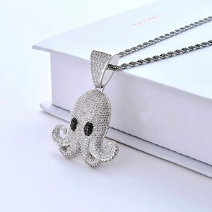 Collier Pendentif Pieuvre Moissanite Iced Out Micro-Pavé Hip Hop Breloque Animale Plaqué Argent Rhodié Certifié GRA - Product Image 2