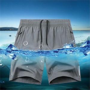 Short de sport respirant en soie glacée à séchage rapide-Vêtements de sport polyvalents pour la gym, la plage et les loisirs pour hommes - Product Image 5