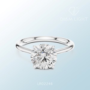 Bague solitaire ronde sophistiquée, sur commande, certifiée IGI, design élégant, parfaite pour les fiançailles, les mariages et les acheteurs de mode. - Product Image 3