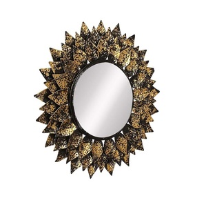 Miroir mural en métal classique et durable fait à la main avec toutes les formes et conceptions le meilleur pour le cadeau Bar Mitzvah de mariage et décor de Pâques - Product Image 5