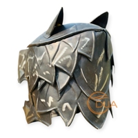 Casque médiéval Wolf Armor en fer moulé sous pression, élégamment sculpté avec accents en laiton, placage nickel noir, portable et fonctionnel