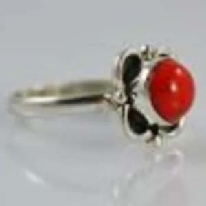 Anillo de Plata de Ley 925 con Coral Rojo, Joyería Hecha a Mano con Gema de Coral y Baño de Oro de 18K, Ideal para Regalo - Product Image 5