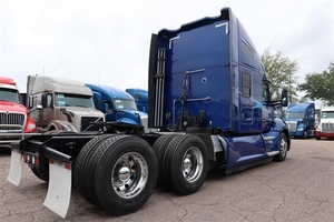 Camión Tractor Diésel de Larga Distancia 6x4 con Cabina Dormitorio, Camión de Carga Pesada para Transporte de Mercancías Pesadas - Product Image 2