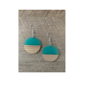 Boucles d'oreilles en résine et bois faites à la main pour femmes et filles à utiliser pour les articles de fête au meilleur prix - Product Image 5