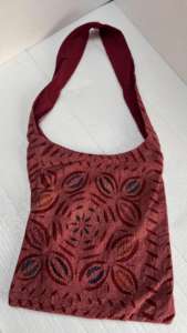 Sac fourre-tout écologique en tissu recyclé imprimé à la main par sérigraphie, avec couleur et logo personnalisés pour femmes - Product Image 2