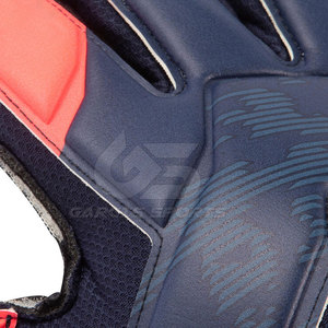Gants de gardien de but professionnels avec une forte adhérence et des gants de gardien de but de football durables en latex respirant - Product Image 4