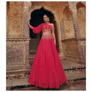 Lahenga choli de seda chinon auténtica, bordado en la parte delantera y trasera con cancan. - Product Image 3