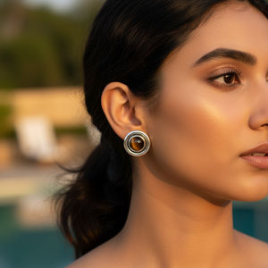 Boucles d'oreilles minimalistes en argent 925 avec pierre naturelle sertie en clos, unisexe, pour un usage quotidien - Product Image 1