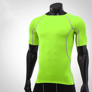 2025 hommes Compression course vêtements Polyester Spandex matériel O cou respirant caractéristique à manches courtes coupe ajustée Gym t-shirts - Product Image 4