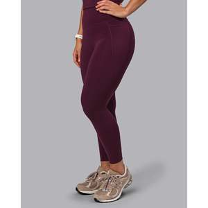 Legging ultra-haut taille 7/8 pour femme avec poches - Cherry Lacquer - Product Image 1