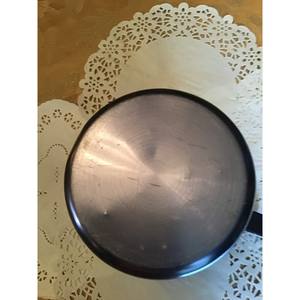 Jarra de metal vintage con ASA/jarra increíble decoración del hogar/detalles adornados/regalo de inauguración de la casa - Product Image 2