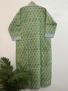 Robe de chambre longue au sol en coton fait à la main pour femmes, vêtements de nuit d'été imprimés Kimono, couverture de plage décontractée et Robe de demoiselle d'honneur - Product Image 5