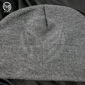 Gorro de punto de poliéster 100% de alta calidad para gorro informal Unisex, gorros cálidos suaves de invierno para Unisex - Product Image 2