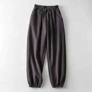 Pantalon de jogging respirant en éponge française/coton pour femmes Pantalon de survêtement d'hiver pour femmes avec coupe ample fabriqué en France - Product Image 5