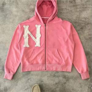 Estilo de tendencia Precio al por mayor Apliques desgastados Parche bordado Zip up Sun Faded Sudadera con capucha unisex - Product Image 2