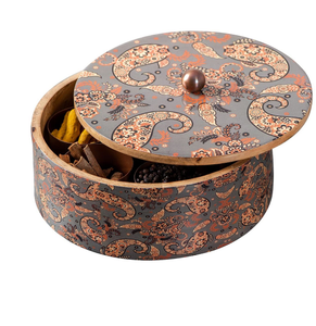 Récipient à épices en bois Masala Dabba Boîte à épices en bois au design fait à la main Condiment Boîte Masala à sept compartiments - Product Image 3