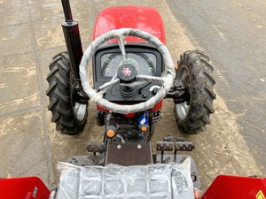 4WD 46hp รถแทรกเตอร์ Massey Ferguson 245 Di ทนทานอุปกรณ์ทางการเกษตรที่มีปั๊มเกียร์มอเตอร์ - Product Image 5
