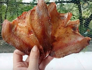 Tilapia séché, riche en protéines, sain, salé, emballé sous vide, qualité supérieure, 100% naturel, boîte, sac, poisson entier, VAN BACH TUNG an Giang OEM 12+ - Product Image 1
