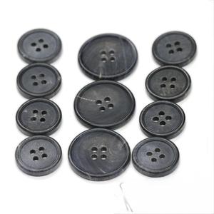 Botón Natural de Cuerno de Búfalo al por Mayor, Acabado en Blanco para Accesorios de Ropa, Alta Calidad - Product Image 6