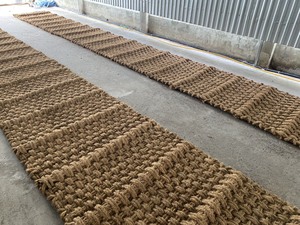 Tapis de coco de 35mm d'épaisseur tissé à la main écologique de haute qualité du Vietnam Alternative à bas prix pour l'agriculture de la construction de routes - Product Image 4