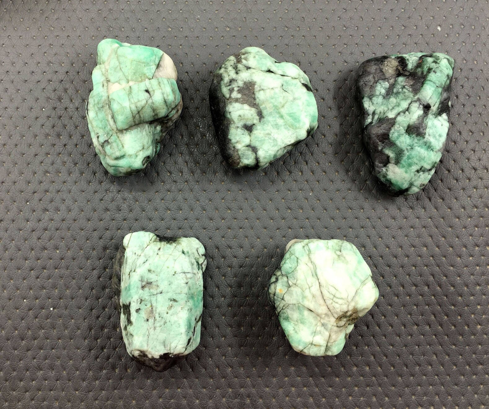 สีเขียว