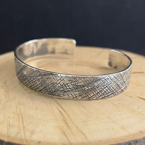 Pulsera de Plata de Ley 925 con Cruz Religiosa Bordada, Pulsera de Moda en Plata Oxidada, Regalo para el Día de San Valentín - Product Image 2