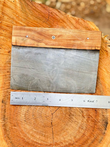 Hot Sale Hand Forged Damascus Steel Dough Cutter Premium Bench Scraper Multipurpose Chef Baking Tool - Product Image 3