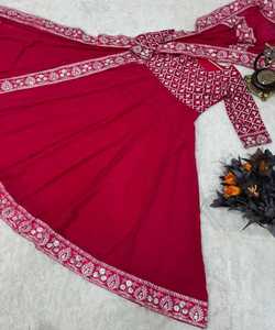 Muy hermoso y diseñador de ropa de fiesta blusa bordada señoras indias mujeres cosidas readymade bajo precio al por mayor Surat - Product Image 4