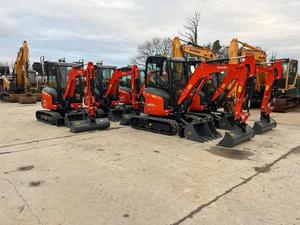 Kubota U27-4 Mini bagger Crawler Typ mit 8 Tonnen Betriebs gewicht Neu und Gebraucht Zustand mit Eimer Befestigung - Product Image 5
