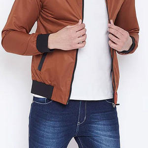 Nouvelle conception 2026, veste bomber de haute qualité fabriquée sur mesure, tissu de veste bomber universitaire, veste de baseball en laine, veste bomber varsity - Product Image 2