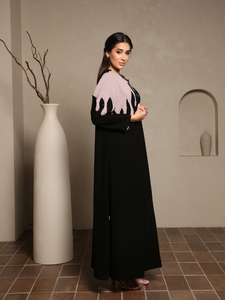 ชุดอาบายะผ้าไหมซาตินหรูหราสั่งทำขายส่งจากดูไบ สำหรับผู้ใหญ่ สวยงาม งานฝีมือประณีต แต่งระบาย ป้องกันรอยยับ แขนยาว เหมาะสำหรับใส่ละหมาดและโอกาสพิเศษ - Product Image 4