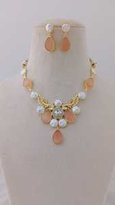 Regal Ruby Elegance Necklace Set Unique Teardrop <b>Stone</b> <b>Ornamentation</b> Customizable Design Fashion Jewelry Bulk Product - Product Image 4