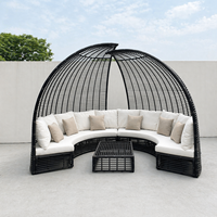 Cama de Día de Ratán para Exteriores, Sofá Cama de Ratán PE con Diseño de Nido de Pájaro, Muebles Impermeables para Resort, Villa, Piscina, OEM Personalizado