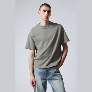 T-shirts pour hommes en coton 100% respirant, surdimensionnés, amples, de style streetwear, personnalisés, hip-hop, OEM, poids lourd, épaules tombantes, grande taille - Product Image 4