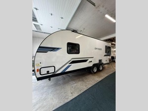FOURNISSEUR DE CARAVANES D'OCCASION 2016 Guulf Stream STREAM LITE SVT 22 UDL à vendre - Product Image 6