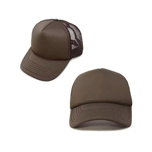 Gorra Trucker Unisex de 6 Paneles Negra con Logotipo Bordado Personalizado, Visera Curva, Deportiva, Casual, para Esquí, Ciclismo, Tejido de Malla - Product Image 1