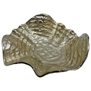 Table d'appoint en laiton de forme unique, élément décoratif élégant pour le salon et les intérieurs, présentoir de table d'appoint en provenance d'Inde - Product Image 6