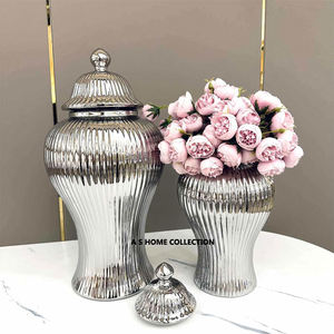 Nuevo estilo de luz de lujo de oro galvanoplastia metal jengibre jarrón tarro decorativo jarrones de escritorio conjunto - Product Image 2