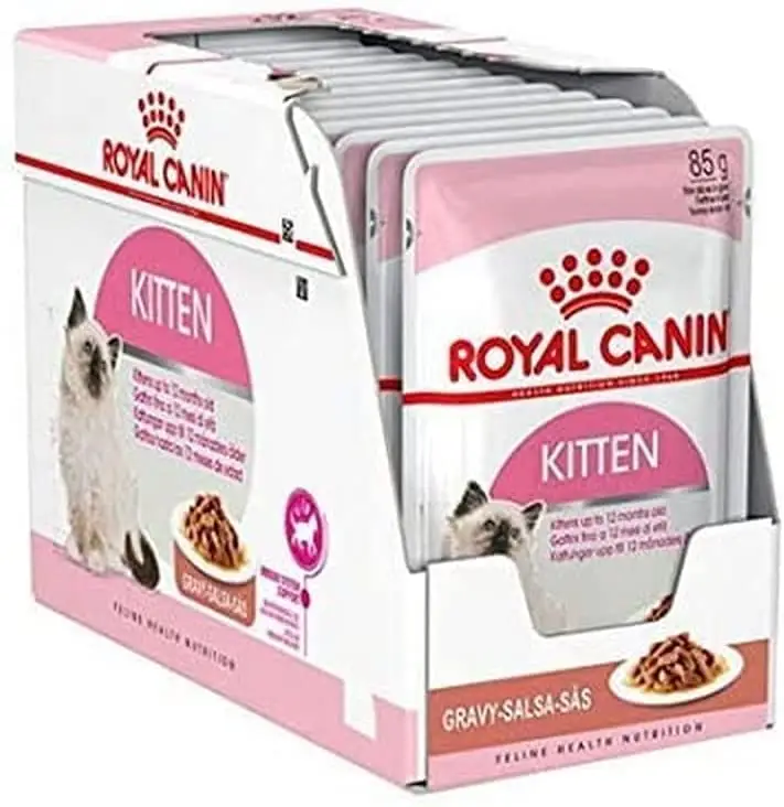 Royal Canin Indoor 27 Dry Cats Food / Royal Canin Indoor Adult 24 Dry Cats Food / Royal Canin Giant Starter mother and baby dog