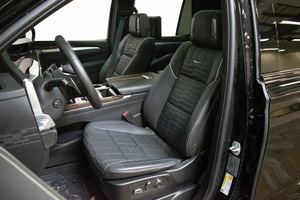 Cadillac Escalade Sport Platinum 4WD 2025 Usada en Buen Estado - Product Image 6