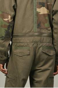 Ropa DE TRABAJO La durabilidad funcional y elegante se encuentra con la comodidad El aumento de la evolución de la ropa de trabajo de la utilidad al estilo cotidiano - Product Image 2