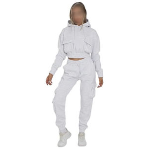 Hecho en 2025 Pakistán conjunto de pantalones y Sudadera con capucha corta de manga larga, ropa informal mejor material chándal de mujer - Product Image 2