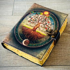 Carnet en cuir Arbre de Vie, carnet de croquis et livre de sorts fait main, papier à bords festonnés, 200 pages, Grimoire vintage - Product Image 3