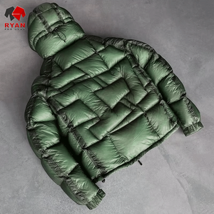 เสื้อแจ็คเก็ตพัฟเฟอร์ฤดูหนาวแบบกำหนดเอง Ryan Pro Gear สำหรับผู้ชาย แบบมีซิปและฮู้ด พร้อมโลโก้แบบกำหนดเองที่ด้านหน้า - Product Image 4