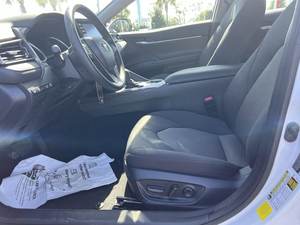 Toyota Camry LE FWD 2024 Usado en Buen Estado - Product Image 3