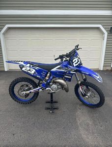 <span class=keywords><strong>Prix</strong></span> d'usine et meilleure offre actuelle sur le <span class=keywords><strong>prix</strong></span> de vente des <span class=keywords><strong>Yamaha</strong></span> <span class=keywords><strong>MT</strong></span>-125 2025. <span class=keywords><strong>MT</strong></span>-03 . <span class=keywords><strong>MT</strong></span>-07 . <span class=keywords><strong>MT</strong></span>-<span class=keywords><strong>09</strong></span> . <span class=keywords><strong>Moto</strong></span> tout-terrain <span class=keywords><strong>MT</strong></span>-10 Superbike. - Product Image 2