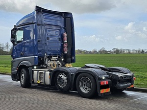 Tracteur Routier Midlift Actros 2545 LS Moteur 12.8L 450CV 6x2 Euro 6 Cabine StreamSpace Logistique Efficace - Product Image 2