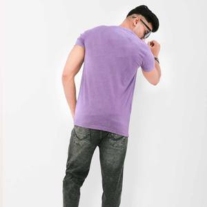 Premium Blend 50% Algodón 50% Poliéster Camisetas con estampado personalizado para hombres y mujeres Cómodo con la impresión digital de su logotipo - Product Image 2