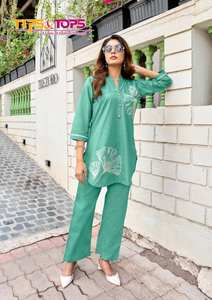 Hermoso Conjunto de Trabajo de bordado de algodón para ropa de fiesta de verano Ropa india y pakistaní Catálogo completo disponible-Venta al por mayor - Product Image 6